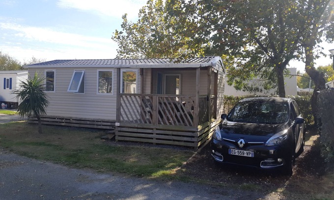 Talmont-Saint-Hilaire House | 3-bedroom mobile home on a 4-star campsite, air conditioning, 2TV, covered terrace