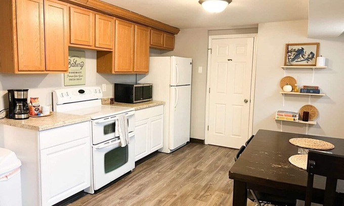 Roosevelt Apartment | 3 Bedroom Hideaway near NDSU and Downtown Fargo