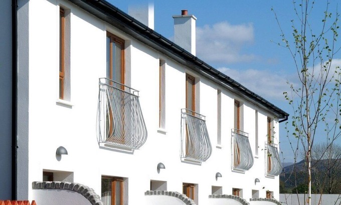 Kenmare House | 3 bedroom home with free wifi close to Kenmare town