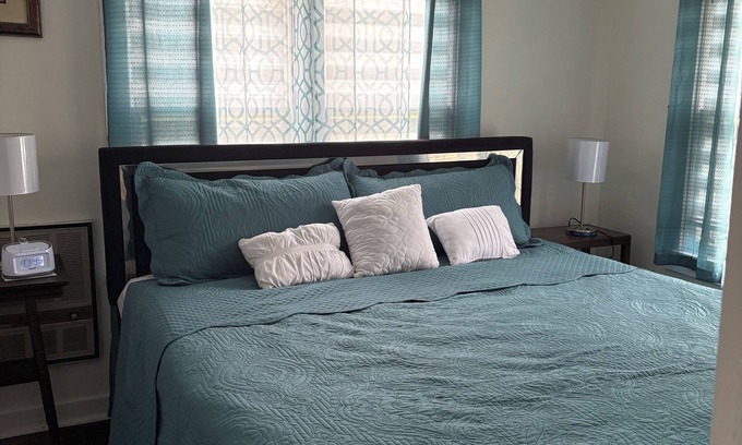 Washington House | 3-bedroom house in welcoming Washington with AC
