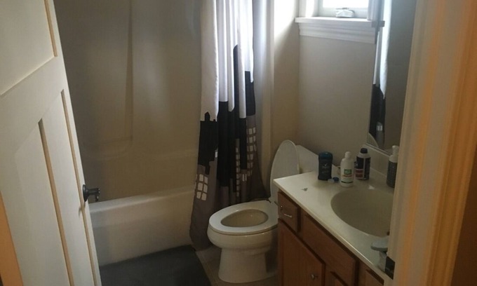 Northeast South Bend House | 3-Bedroom House, Short Walk to ND and Downtown