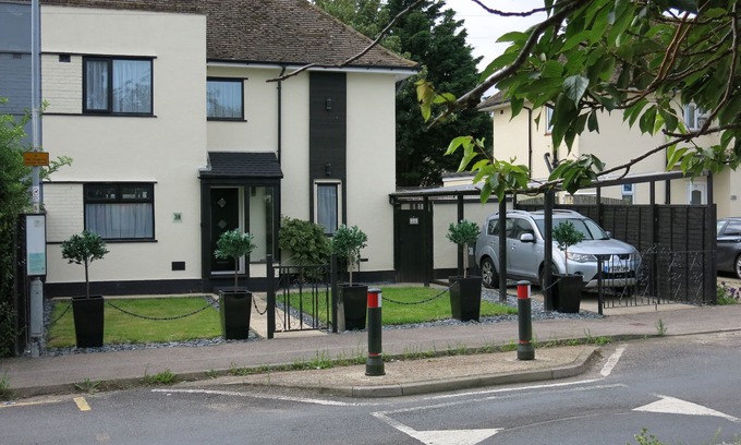 Ramsgate House | 3 Bedroom House with Welcome Breakfast near Beaches