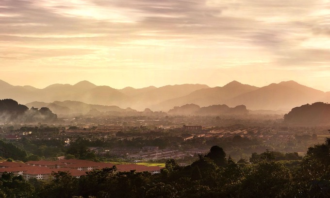 Hulu Kinta Apartment | 3 Bedroom Lakeview Premier Suite #5
