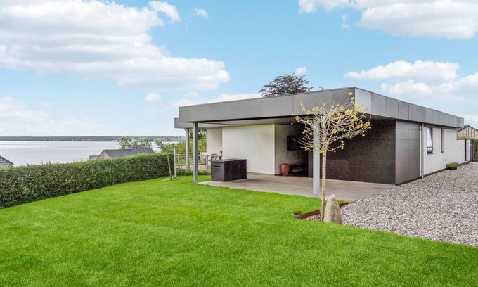 Hvidbjerg Strand House | 3 bedroom lovely home in Børkop