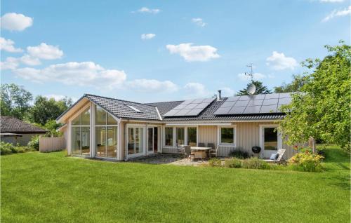 Udsholt Sand House | 3 Bedroom Lovely Home In Græsted