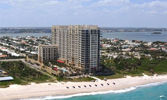 Singer Island Resort | 3 bedroom Luxurious Presidential Penthouse ,Ocean View + 5 star Resort Amenities