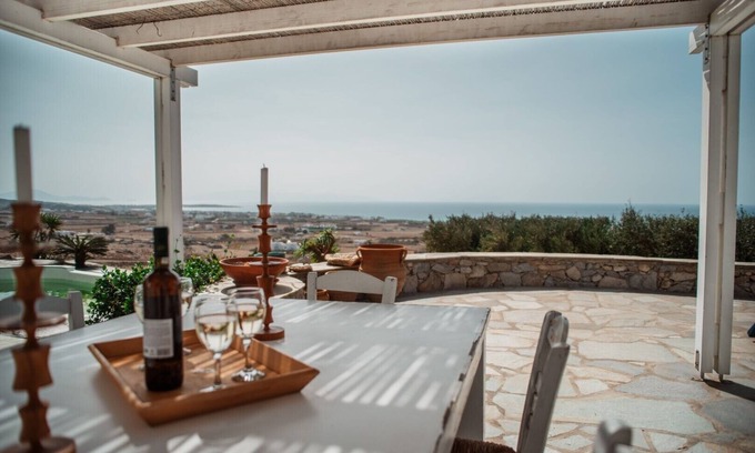 Mikri Vigla Villa | 3 Bedroom luxury hill top villa with infinity pool and magnificent views