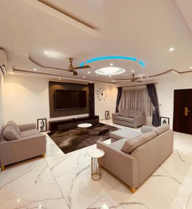 Tema Apartment | 3 Bedroom Luxury Home with an Office