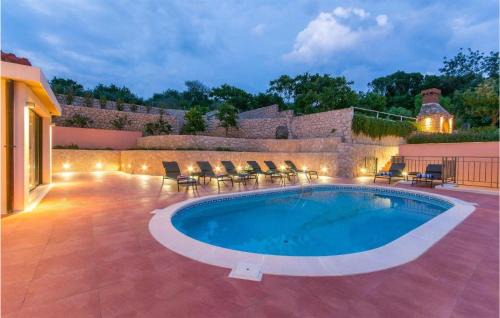 Molunat Apartment | 3 Bedroom Nice Apartment In Molunat
