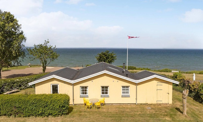 Middelfart House | 3 bedroom nice home in Brenderup Fyn