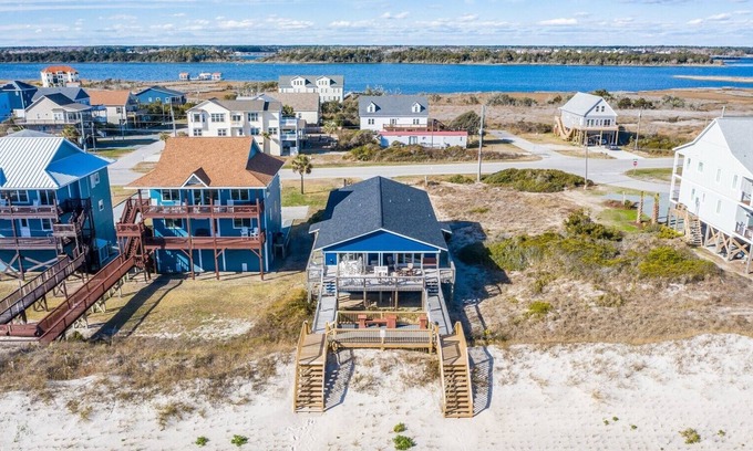 Ocean City Beach House | 3 Bedroom Oceanfront Duplex