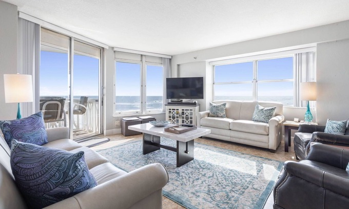 Ormond-by-the-Sea Condo | 3 bedroom Ocean Front condo with panoramic views-3rd floor - VanLee306