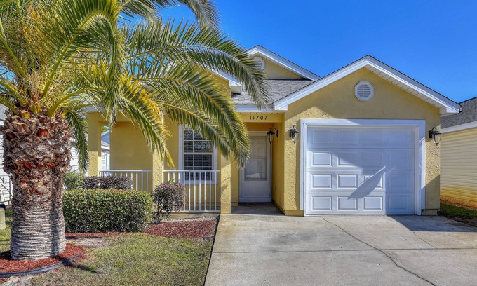 Panama City Beach House | 3 Bedroom Renovated Vacation Rental close to the beach in Panama City Beach, Fl