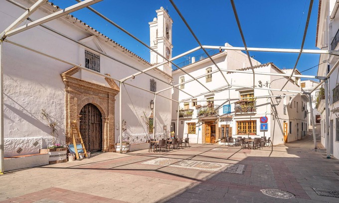 Istan Apartment | 3 bedroom stunning apartment in Istan