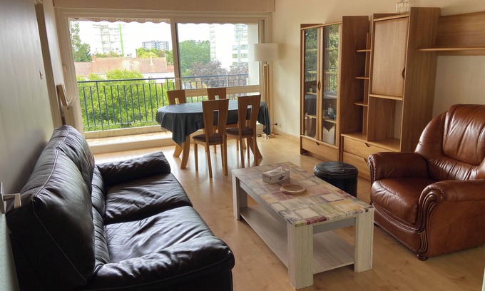 La Roche-sur-Yon Apartment | 3-bedroom T4 apartment near downtown