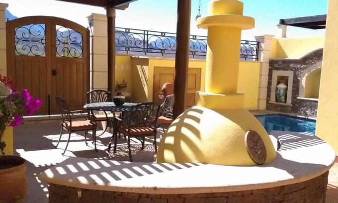 Nopolo House | 3-bedroom Townhome with Private Pool and AC