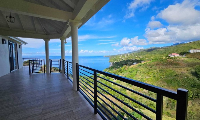 Mero House | 3-bedroom Villa in Saint Joseph Parish with amazing views, near Mero Beach