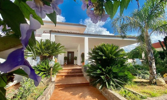 Alezio Villa | 3 Bedroom Villa in Alezio