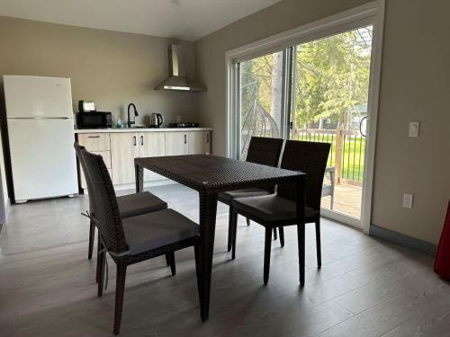 Lakefield House | 3-bedroom Villa in Lakefield #12