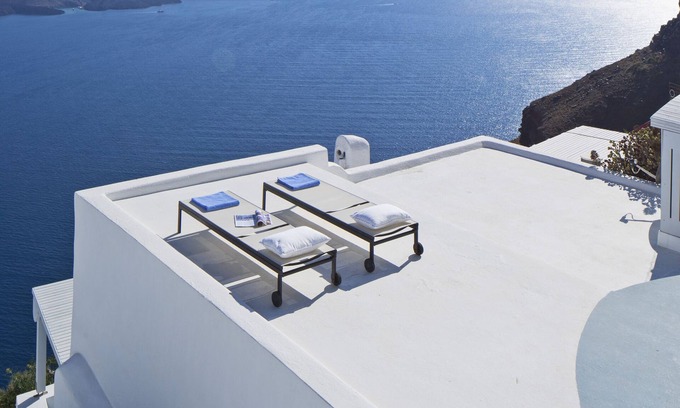 Imerovigli Villa | 3 bedroom villa with amazing views and plunge pool
