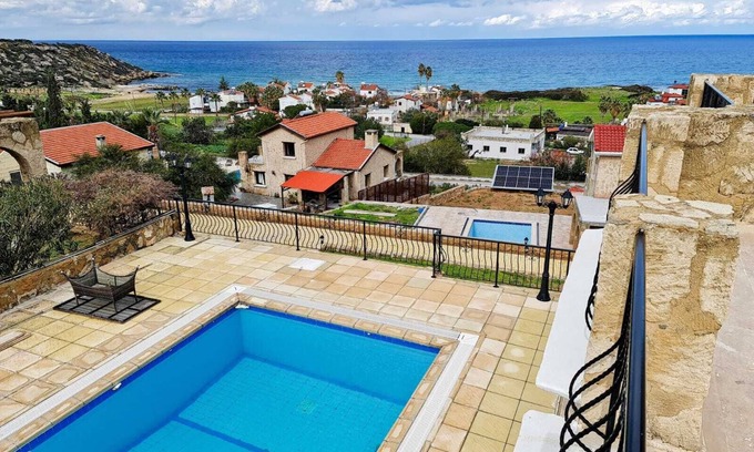 Gozubuyuk Villa | 3 bedroomed villa, private swimming pool and amazing mountain & beach views