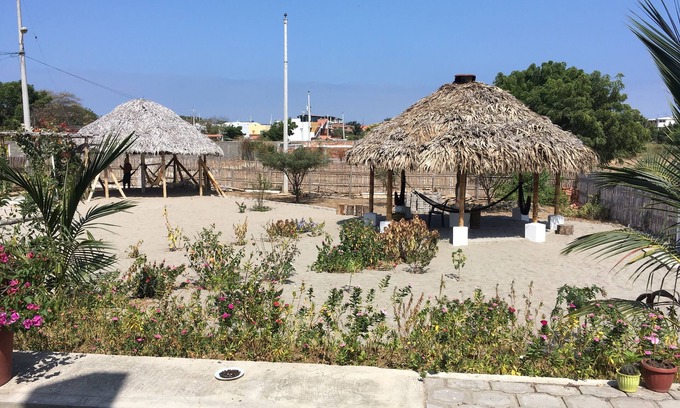 San Clemente Apartment | 3 bedrooms 1 bathroom Free and secure parking Wifi
