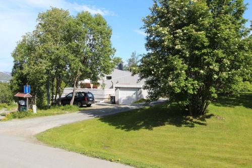 Tromso Apartment | 3 bedrooms apartment! Close to Aurora observatory.