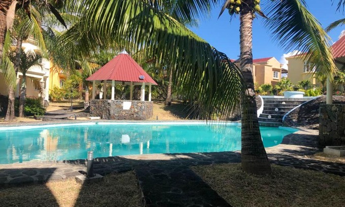 Palmar House | 3 bedrooms bungalow with sea view shared pool and furnished garden at Palmar