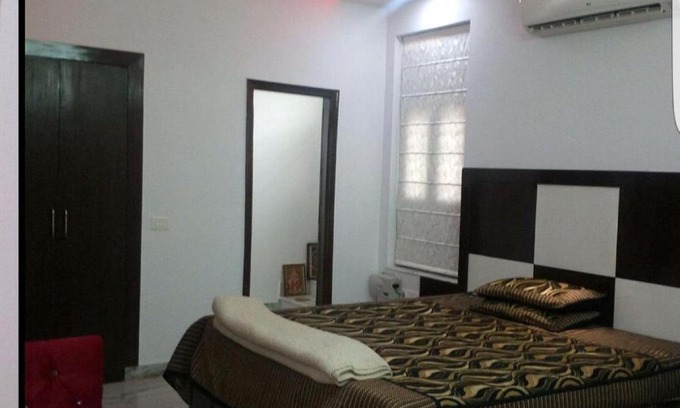 Faridabad Apartment | 3 Bhk modern flat at sector 17 faridabad