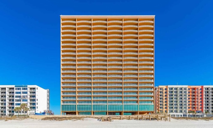 Orange Beach Condo | 3 BR, 3 Bath ~ Gulf Front ~ Sleeps 12 ~ All Tile ~ Brand New ~ Phoenix Orange Beach 1404