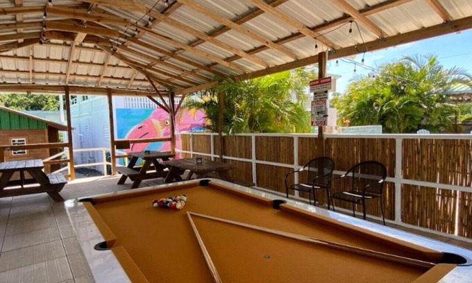Tierras Nuevas Poniente Apartment | 3 BR Family Apt at El Flamingo Beach Club | Walk to the Beach