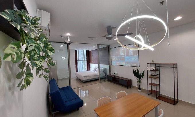 Seri Kembangan Apartment | 3 Elements, Muji, MRT2, Self Check-In, Free Wifi, Bdr Putra Permai