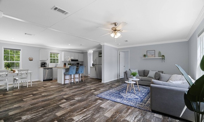 Moon Lake Estates House | 3 King bedrooms - Beautiful New Port Richey