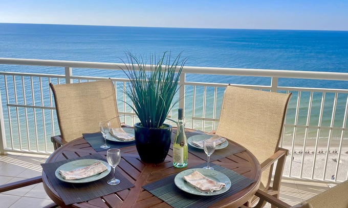 Ono Island Condo | 3 KING Beds - Indigo Gulf Front 14 FL CORNER 3BR/4BA, plus bonus den 2312 sq ft