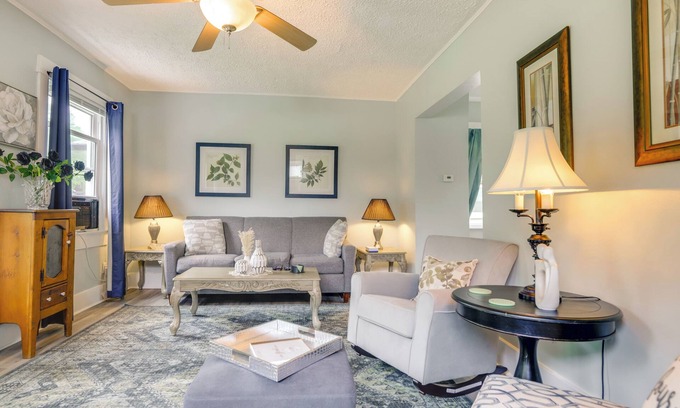 Dayton House | 3 Mi to Dtwn: Dog-Friendly Retreat in Dayton