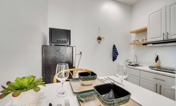 St. Cloud Apartment | 3 Mi to Lakefront Beach: St Cloud Apt