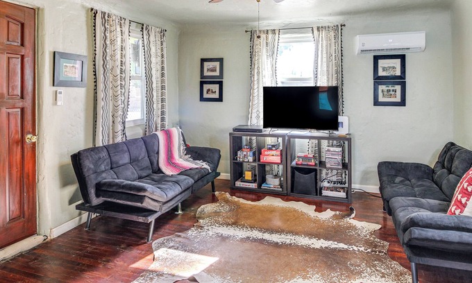 Albuquerque House | 3 Mi to Old Town, Fenced Yard: ABQ Abode!