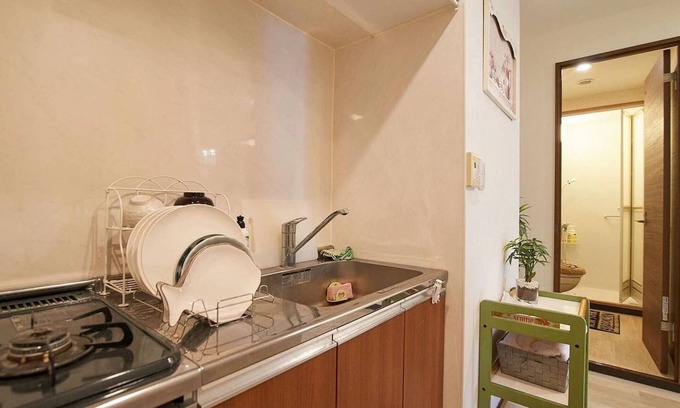 Hyakunincho Apartment | 3 minutes from downtown Shinjuku on the JR ShinOk - Shinjuku Downtown JR ShinOkubo Line 3 minutes Free WiFi near Korea Street /Shinjuku-ku Tokyo
