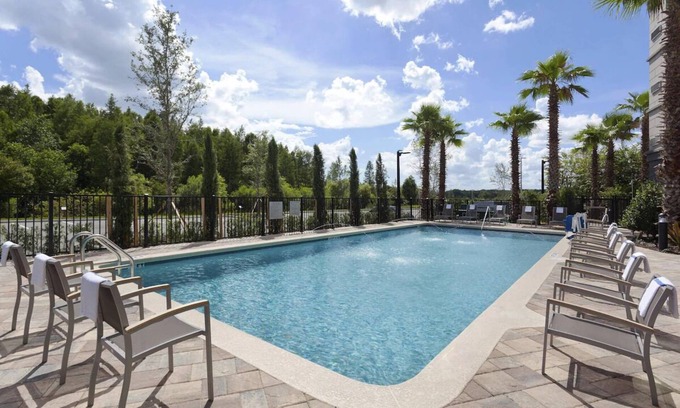 Orlando Hotel | 3 Modern Suites w/Pool Access: Great for Families and Groups in Orlando