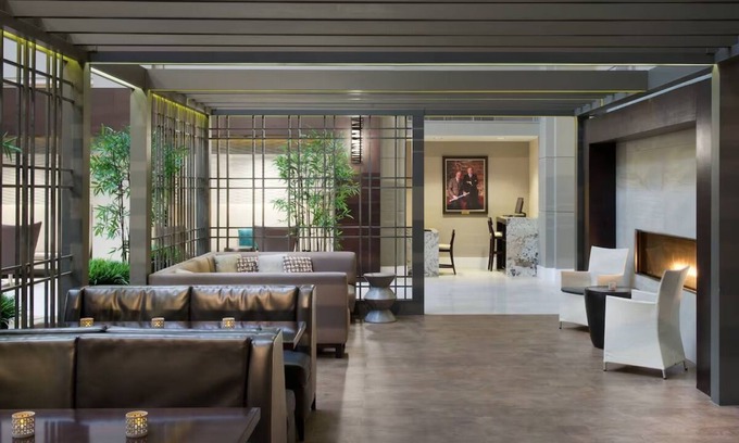 Fairfax Hotel | 3 Pet-Friendly Rooms Near Patriot Park North | Free Parking