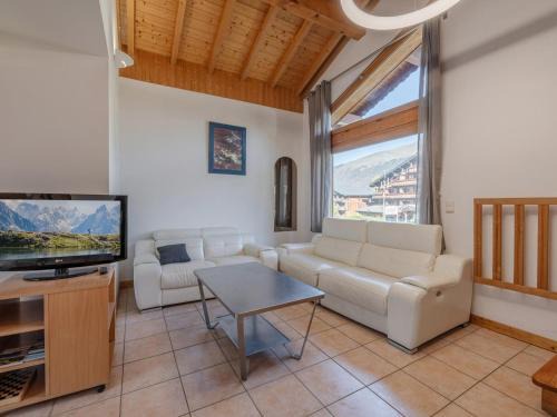 Morzine Apartment | 3 pièces à Morzine, centre, proche pistes, 3*, WiFi, balcon, parking, jacuzzi, animaux OK, 6 pers - FR-1-754-37