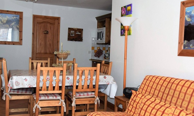 Pralognan-la-Vanoise Apartment | 3-room apartment with terrace near slopes
