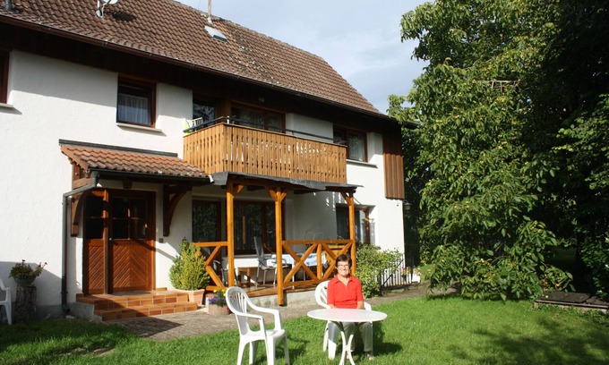 Markdorf Apartment | 3-room vacation apartment Baindtlehof, shower/WC, 63 sqm, upper floor - Miller's Biohof