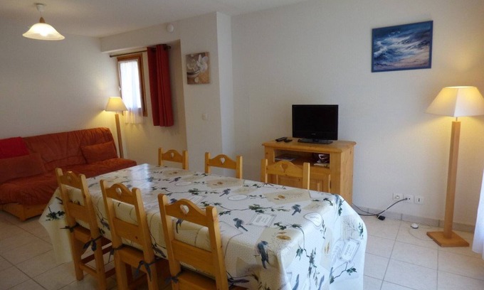 Saint-Jean-de-Sixt Apartment | 3 rooms with garage for 6 people in Saint-Jean-de-Sixt