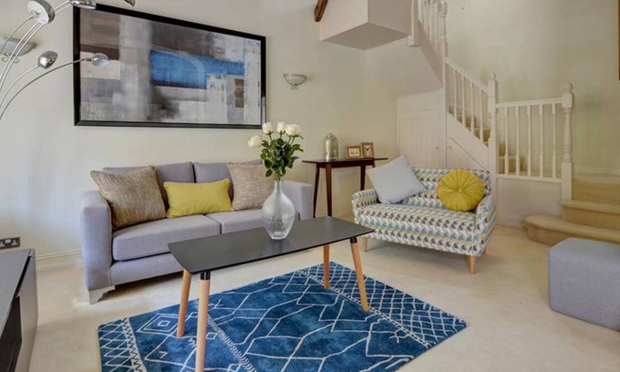 Royal Tunbridge Wells House | 3 Stable Mews in Tunbridge Wells