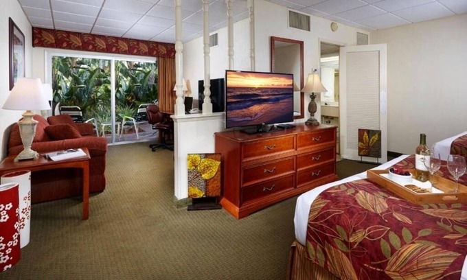 Moorings Hotel | 3 Units | Naples Location | Near Downtown & Beaches