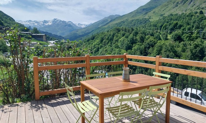 Praranger Ski Chalet | 3 valleys chalet with magnificent view