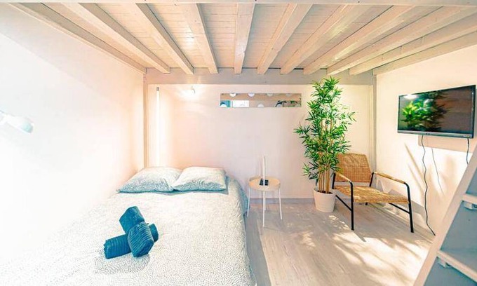 Brotteaux Apartment | 30 m² Apartment ∙ 1 bedroom ∙ 4 guests