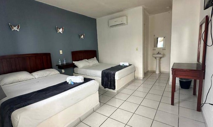 Santa Cruz Hotel | 30 m² Hotel ∙ 4 guests
