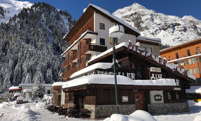 Mandarfen Hotel | 30 m² Hotel ∙ 1 bedroom ∙ 3 guests